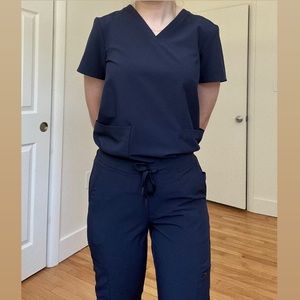 ADAR Addition women’s scrub set